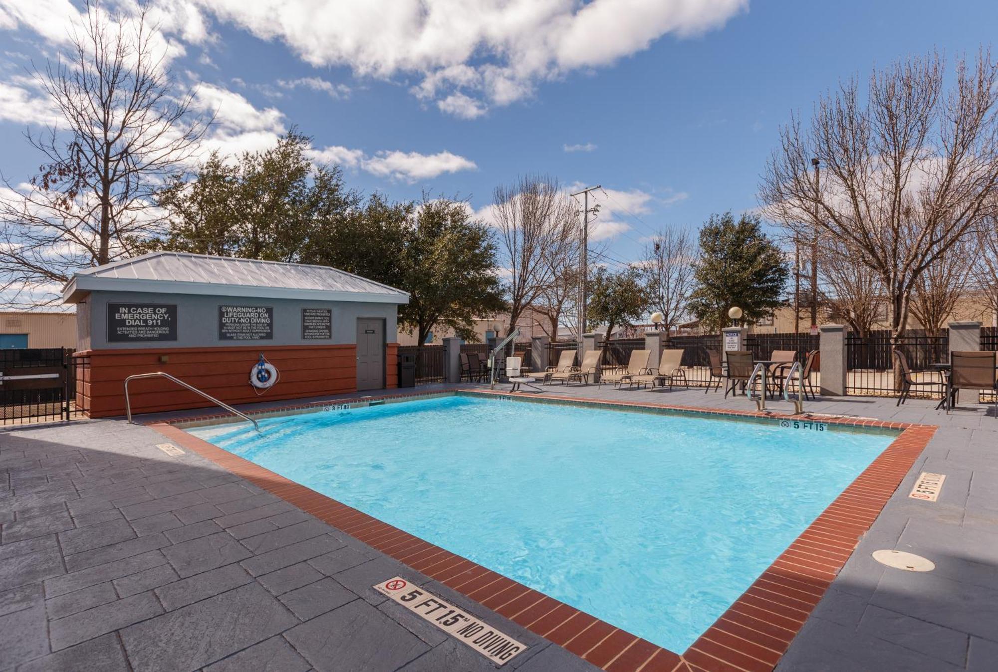 Candlewood Suites San Marcos By Ihg Exterior foto